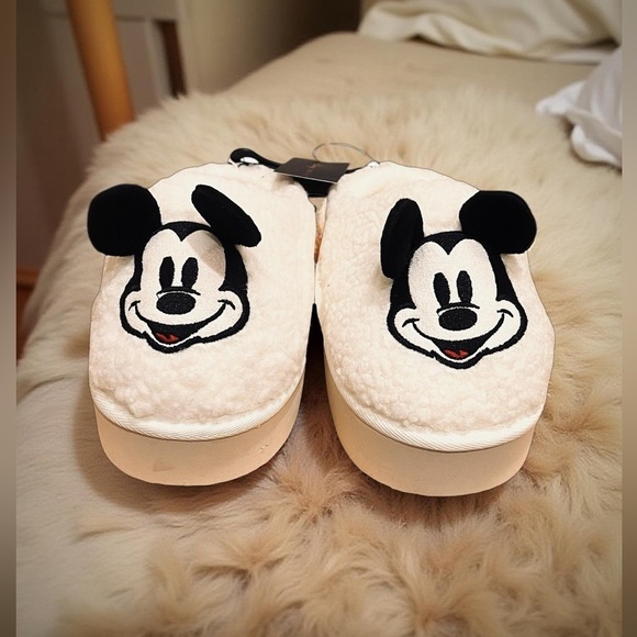Disney Shoes - Disney Mickey Mouse Slippers - Cream and Black Medium